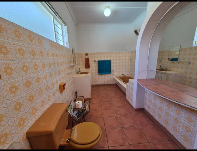 4 BEDROOM HOUSE FOR SALE IN BISHOPS BAY